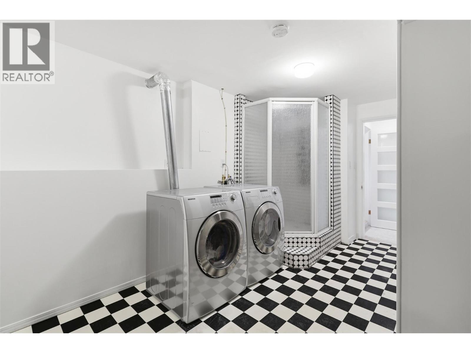 126 Parlow Road, Kamloops, British Columbia  V2C 4Z8 - Photo 39 - 10378612