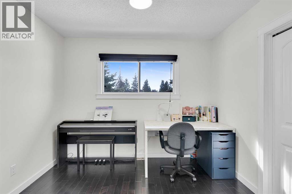 4224 Worcester Drive Sw, Calgary, Alberta  T3C 3L4 - Photo 17 - A2290587