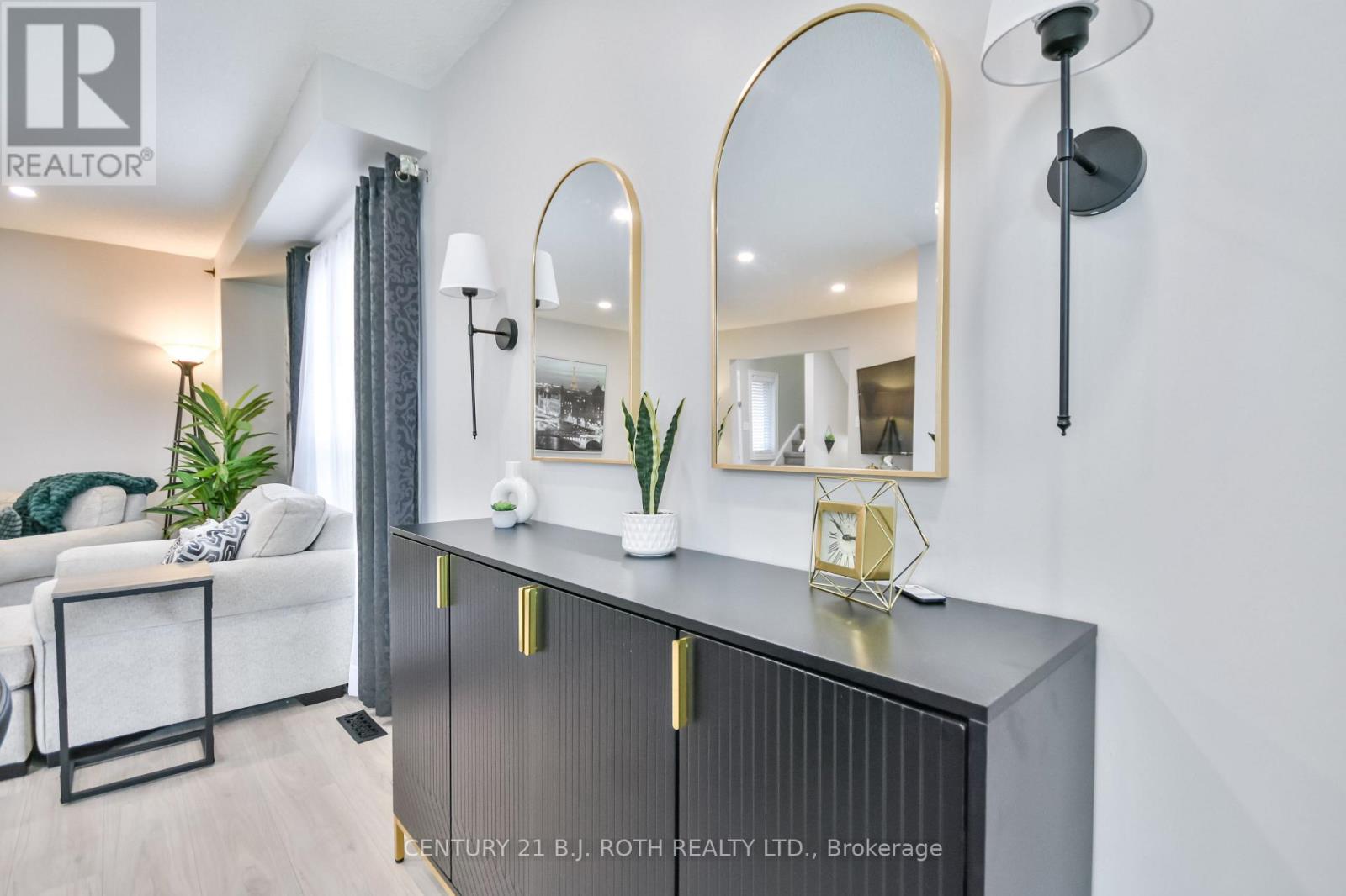 12 Burke Drive, Barrie (West Bayfield), Ontario  L4N 7J3 - Photo 11 - S12862864