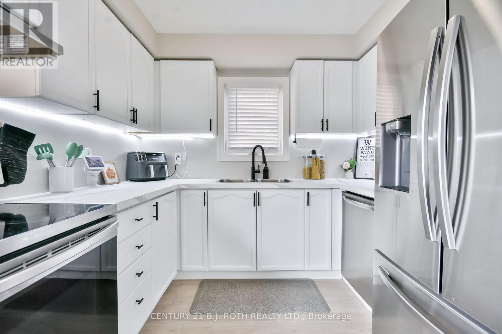 12 Burke Drive, Barrie (West Bayfield), Ontario  L4N 7J3 - Photo 12 - S12862864