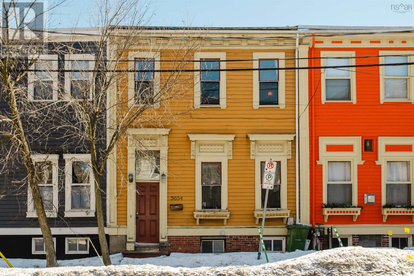 5654 Nora Bernard Street, Halifax, Nova Scotia  B3K 1B5 - Photo 1 - 202604069