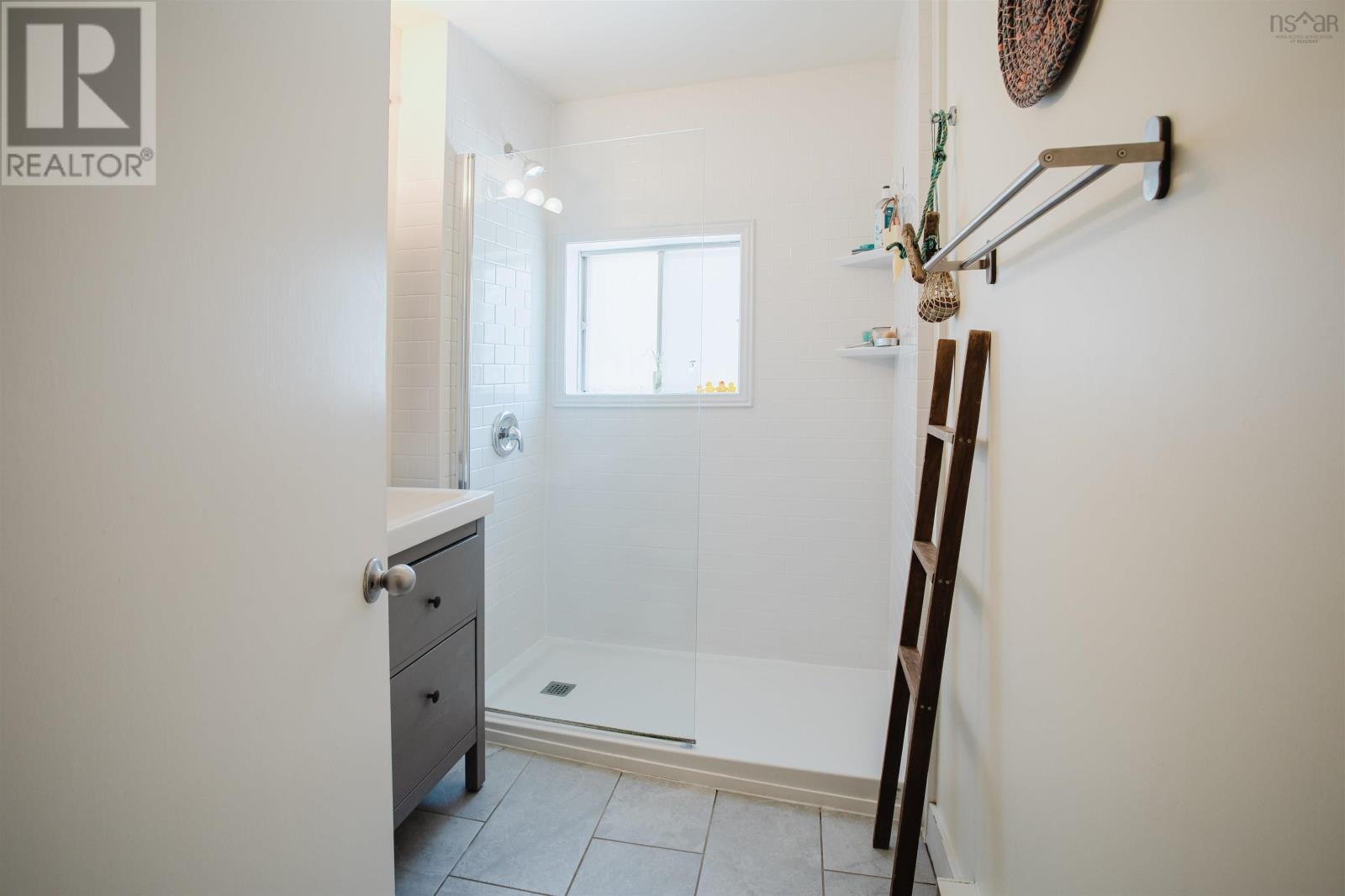 5654 Nora Bernard Street, Halifax, Nova Scotia  B3K 1B5 - Photo 14 - 202604069