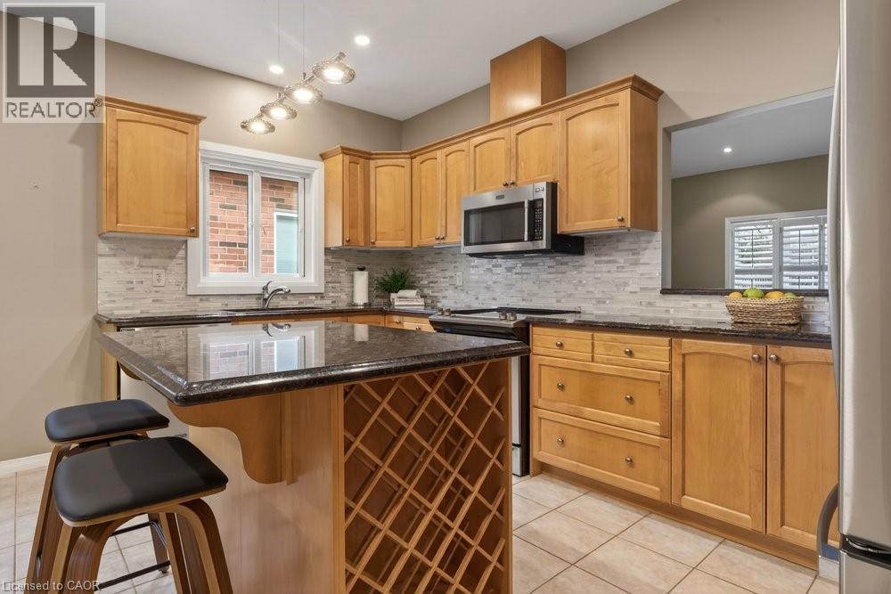 37 Garth Trails Crescent, Hamilton, Ontario  L9B 2X1 - Photo 13 - 40809831