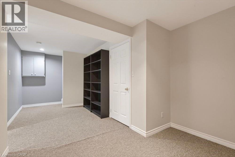 37 Garth Trails Crescent, Hamilton, Ontario  L9B 2X1 - Photo 39 - 40809831