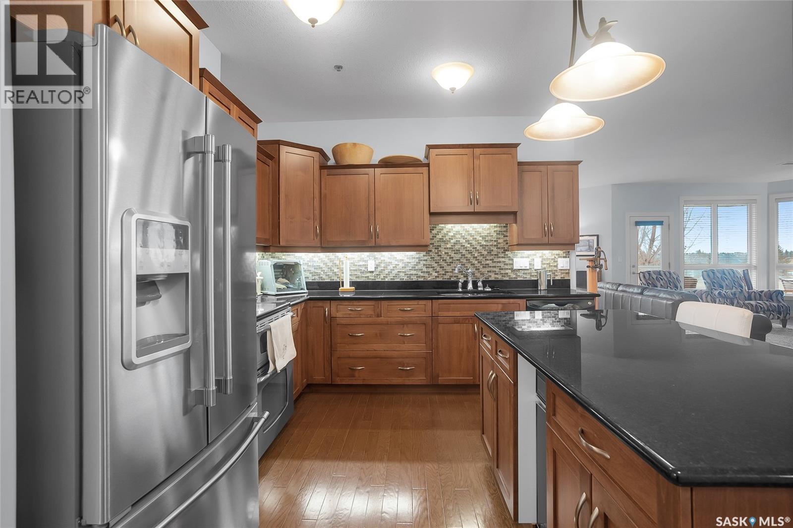 204 401 Cartwright Street, Saskatoon, Saskatchewan  S7T 0B3 - Photo 4 - SK030016