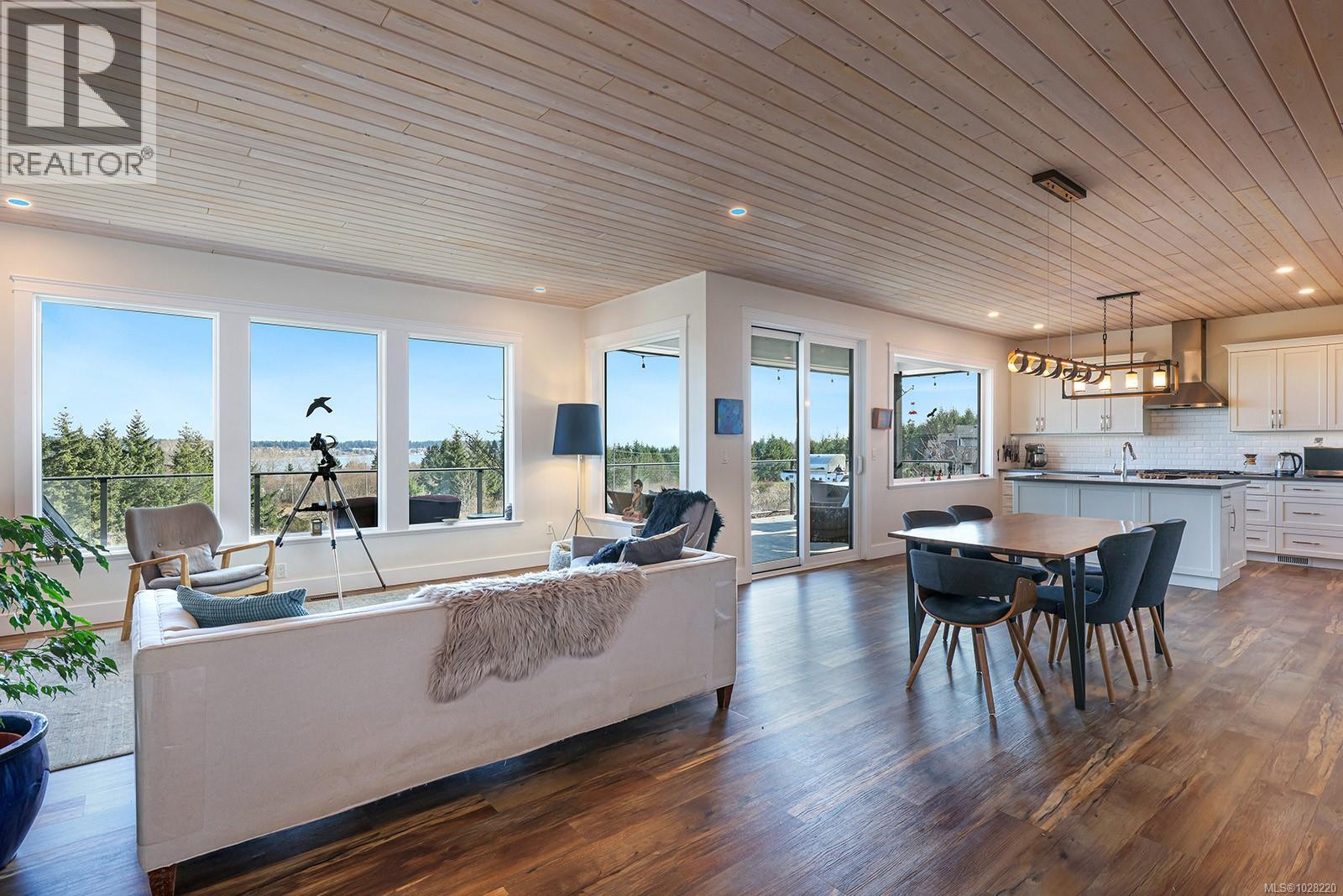 4112 Chancellor Cres, Courtenay, British Columbia  V9N 0B3 - Photo 10 - 1028220