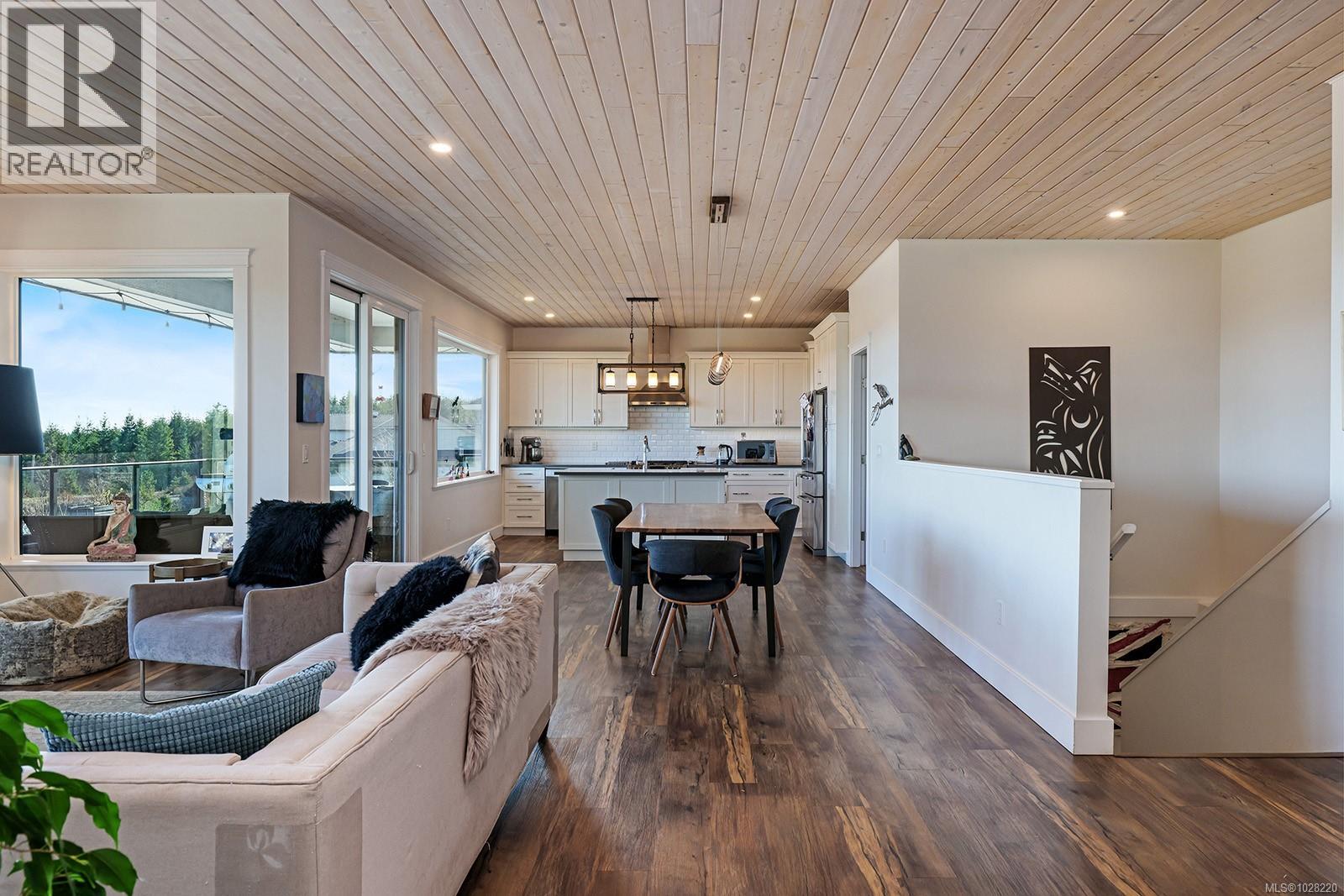 4112 Chancellor Cres, Courtenay, British Columbia  V9N 0B3 - Photo 11 - 1028220