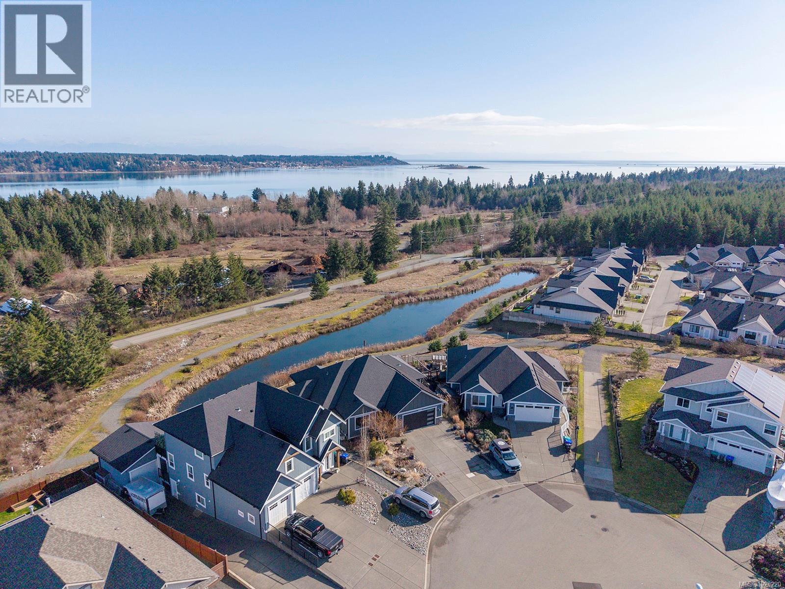 4112 Chancellor Cres, Courtenay, British Columbia  V9N 0B3 - Photo 2 - 1028220