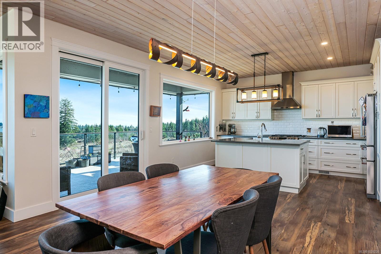 4112 Chancellor Cres, Courtenay, British Columbia  V9N 0B3 - Photo 9 - 1028220