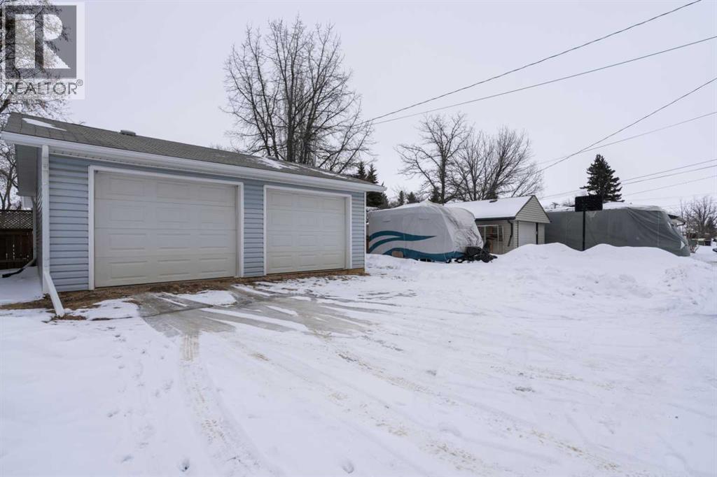 4712 45 Street, Camrose, Alberta  T4V 1E2 - Photo 38 - A2291282