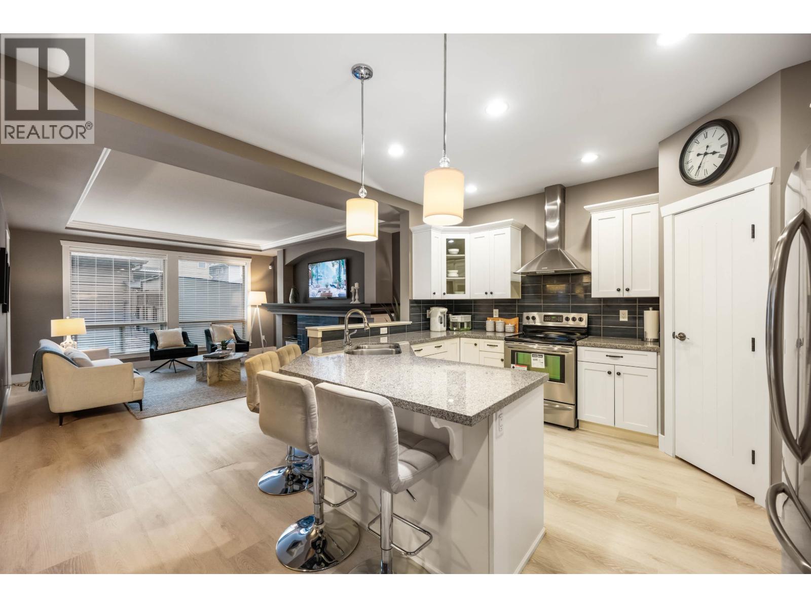 1383 Trafalgar Street, Coquitlam, British Columbia  V3E 0E9 - Photo 7 - R3097001