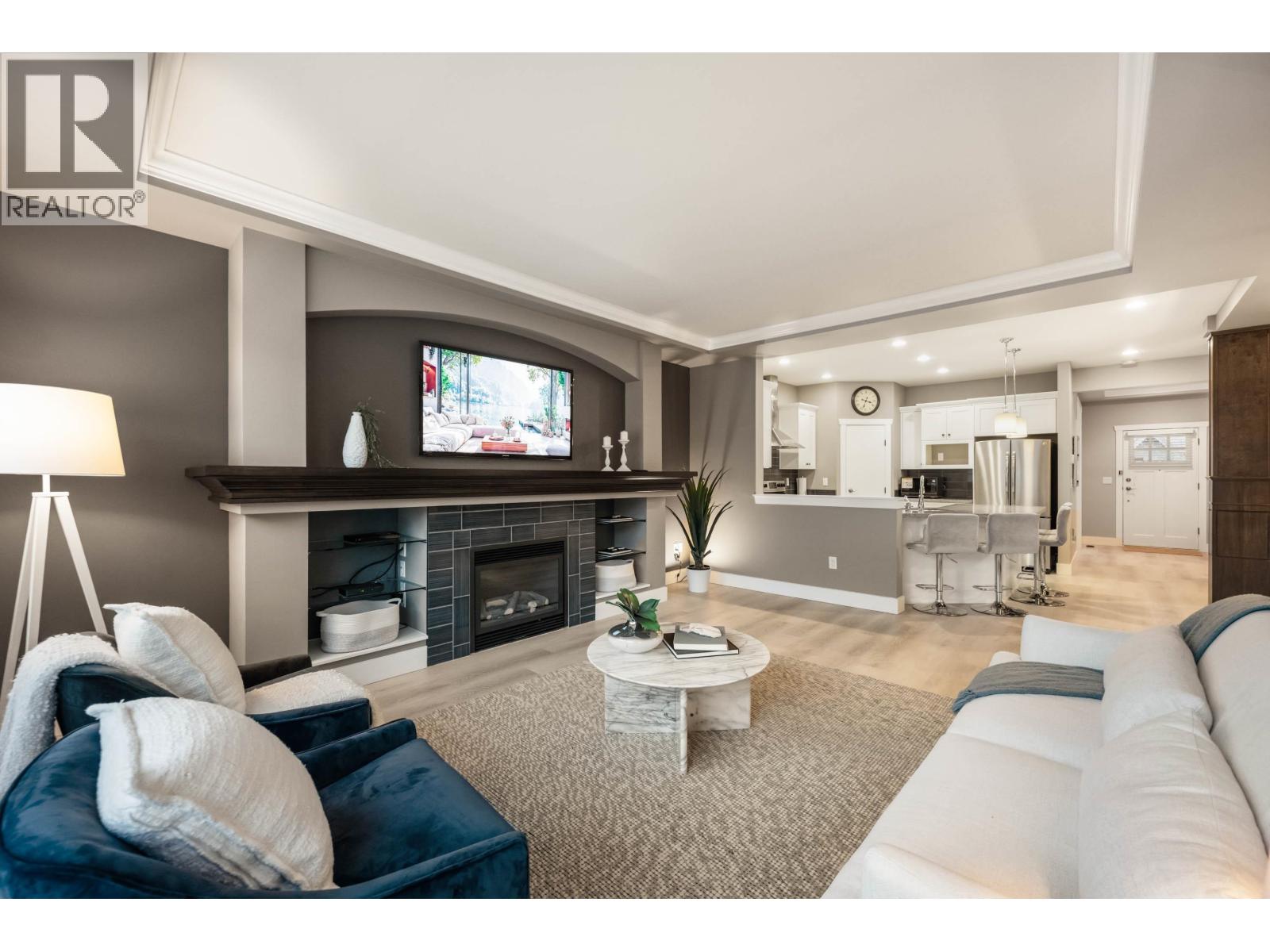 1383 Trafalgar Street, Coquitlam, British Columbia  V3E 0E9 - Photo 4 - R3097001