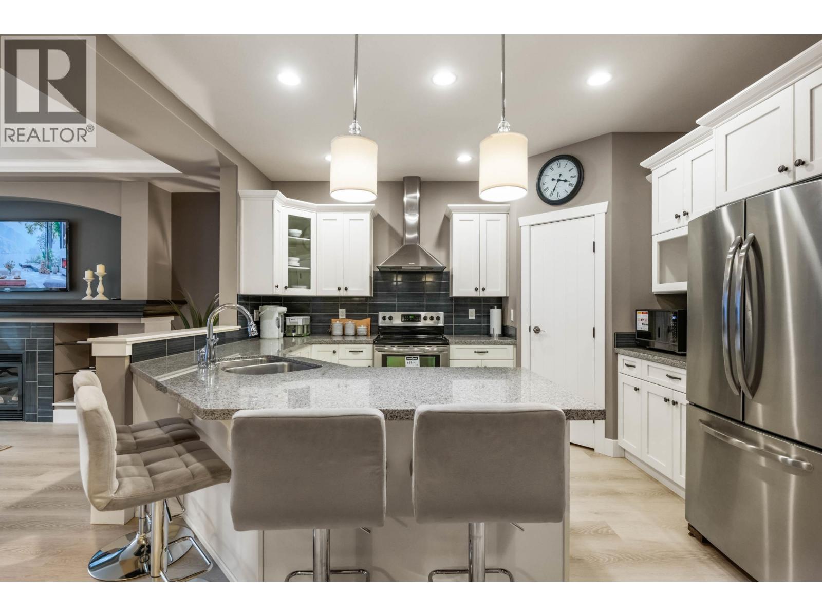 1383 Trafalgar Street, Coquitlam, British Columbia  V3E 0E9 - Photo 6 - R3097001