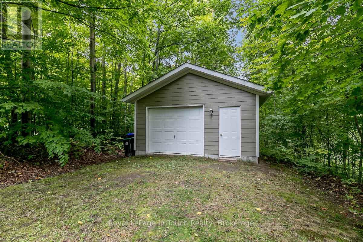 157 Farlain Lake Road W, Tiny, Ontario  L9M 0B9 - Photo 5 - S12861868