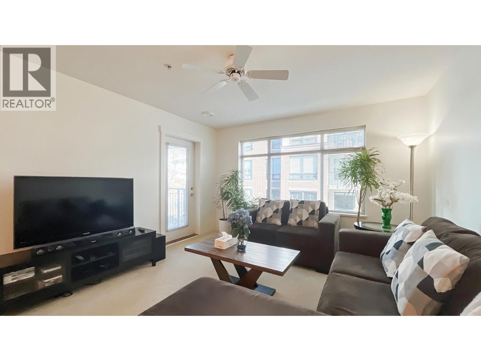 228 9288 Odlin Road, Richmond, British Columbia  V6X 0C3 - Photo 2 - R3096143