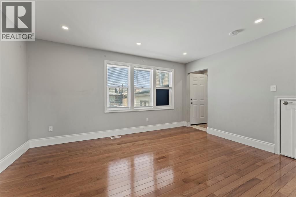 1566 Bruce Avenue Unit# Upper, Windsor, Ontario  N8X 1X9 - Photo 3 - 26004919