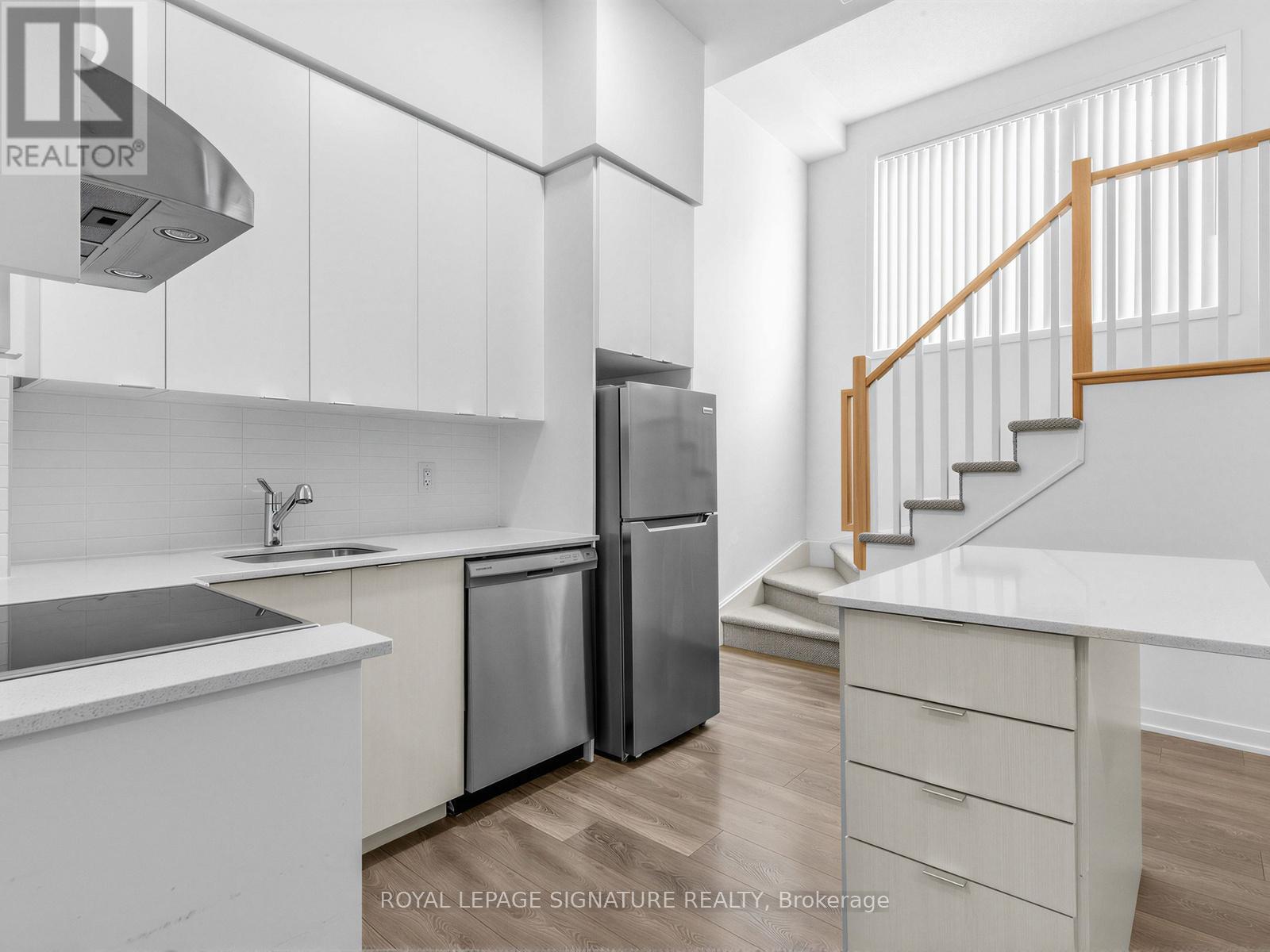 A105 - 160 Canon Jackson Drive, Toronto, Ontario  M6M 0B6 - Photo 14 - W12700836