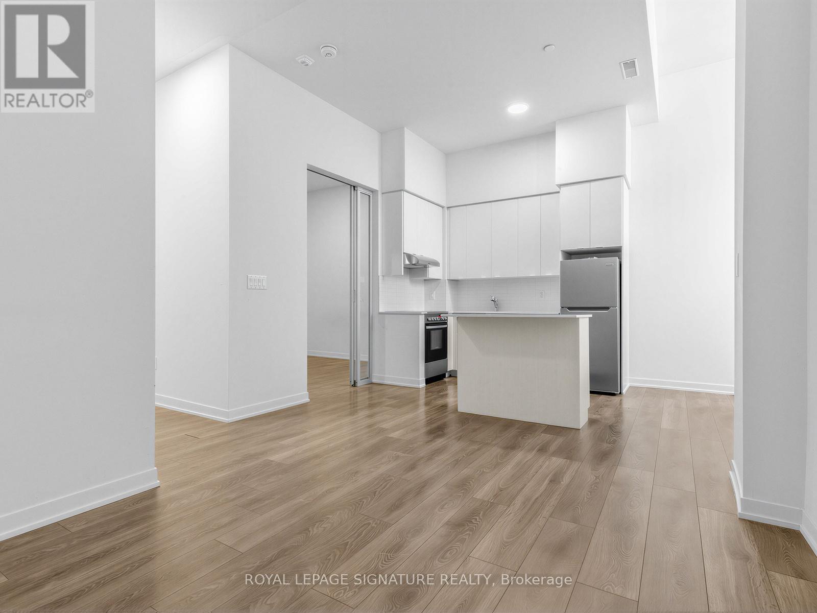 A105 - 160 Canon Jackson Drive, Toronto, Ontario  M6M 0B6 - Photo 9 - W12700836