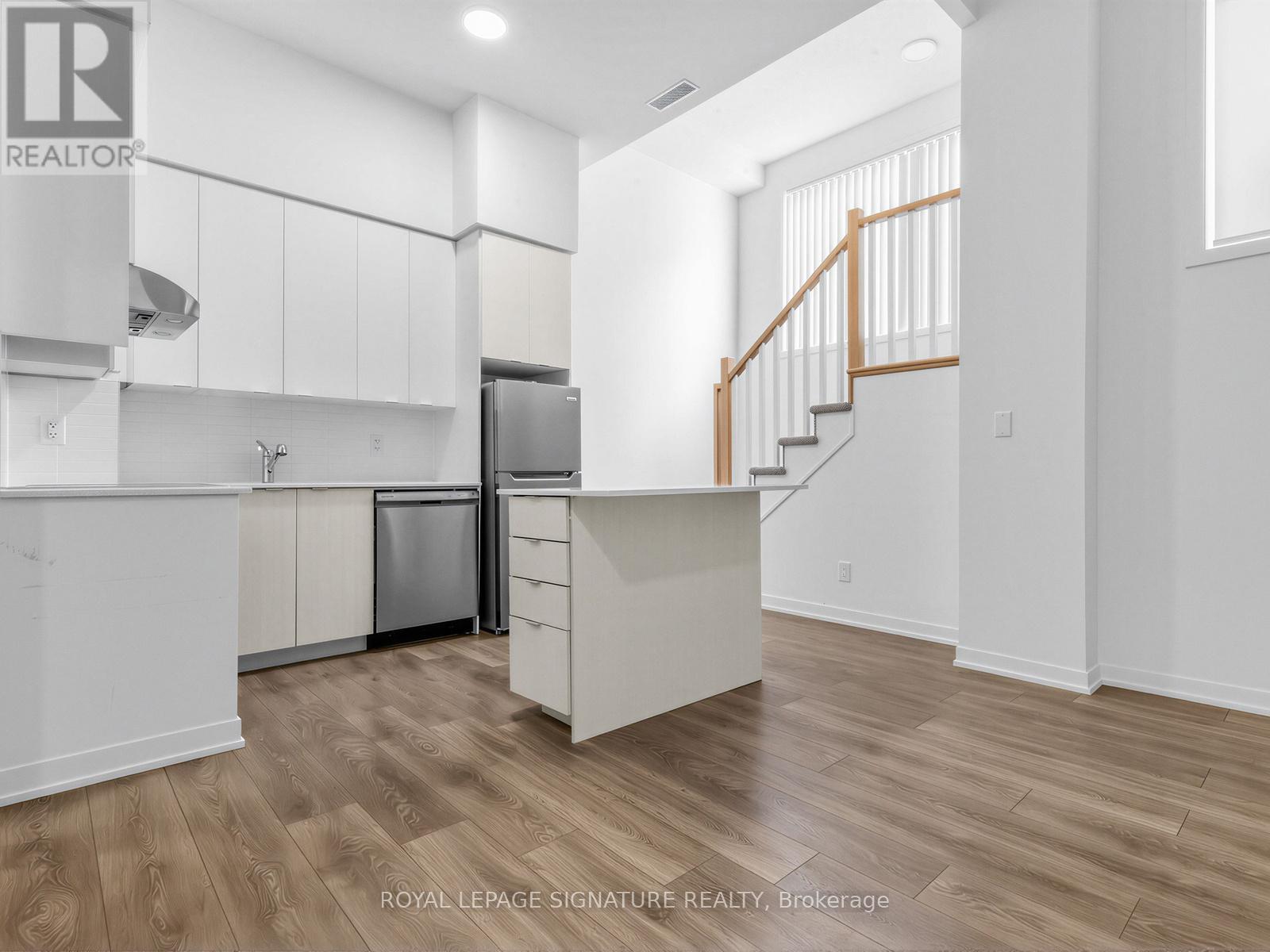 A105 - 160 Canon Jackson Drive, Toronto, Ontario  M6M 0B6 - Photo 21 - W12700836