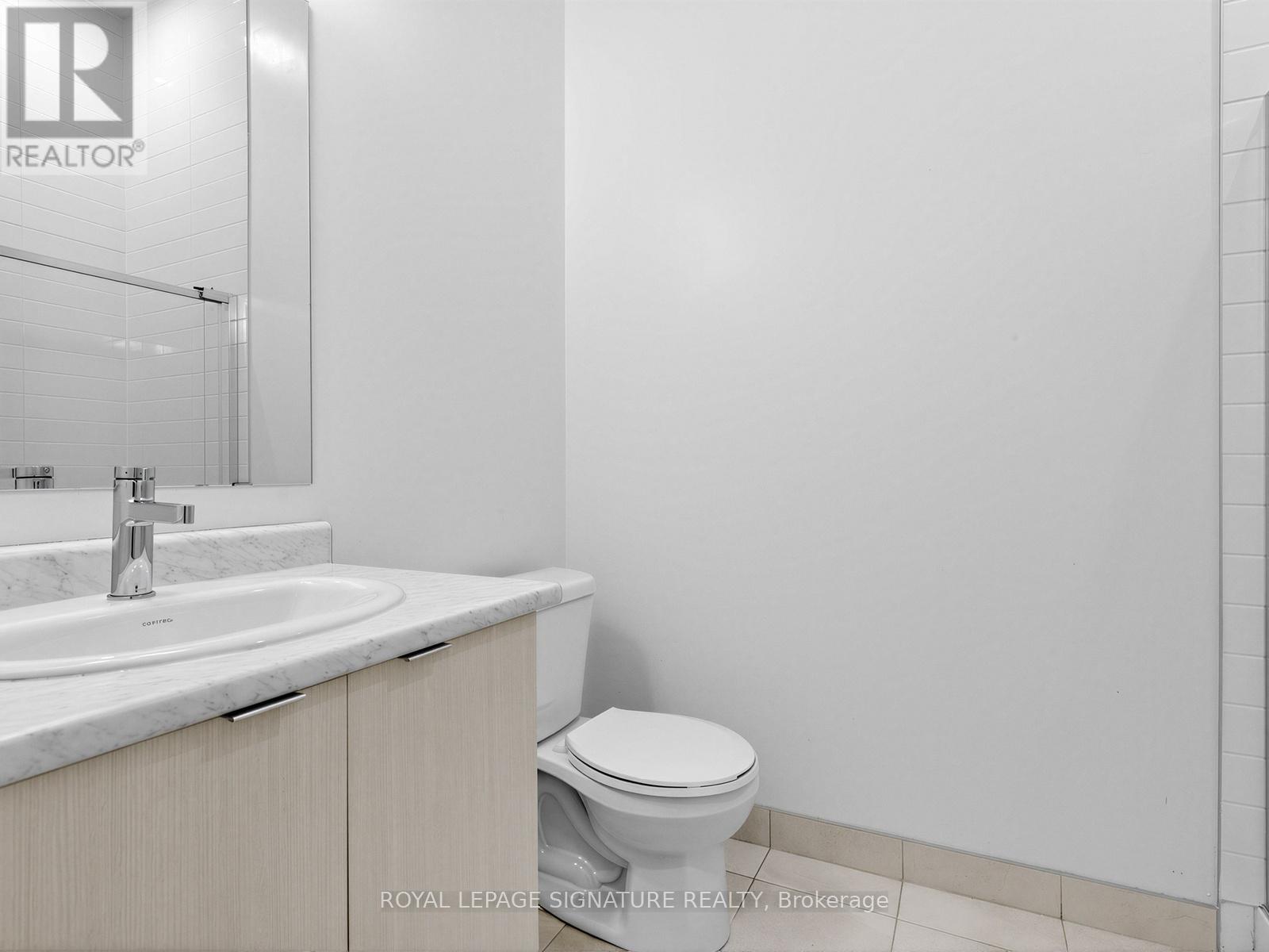 A105 - 160 Canon Jackson Drive, Toronto, Ontario  M6M 0B6 - Photo 6 - W12700836