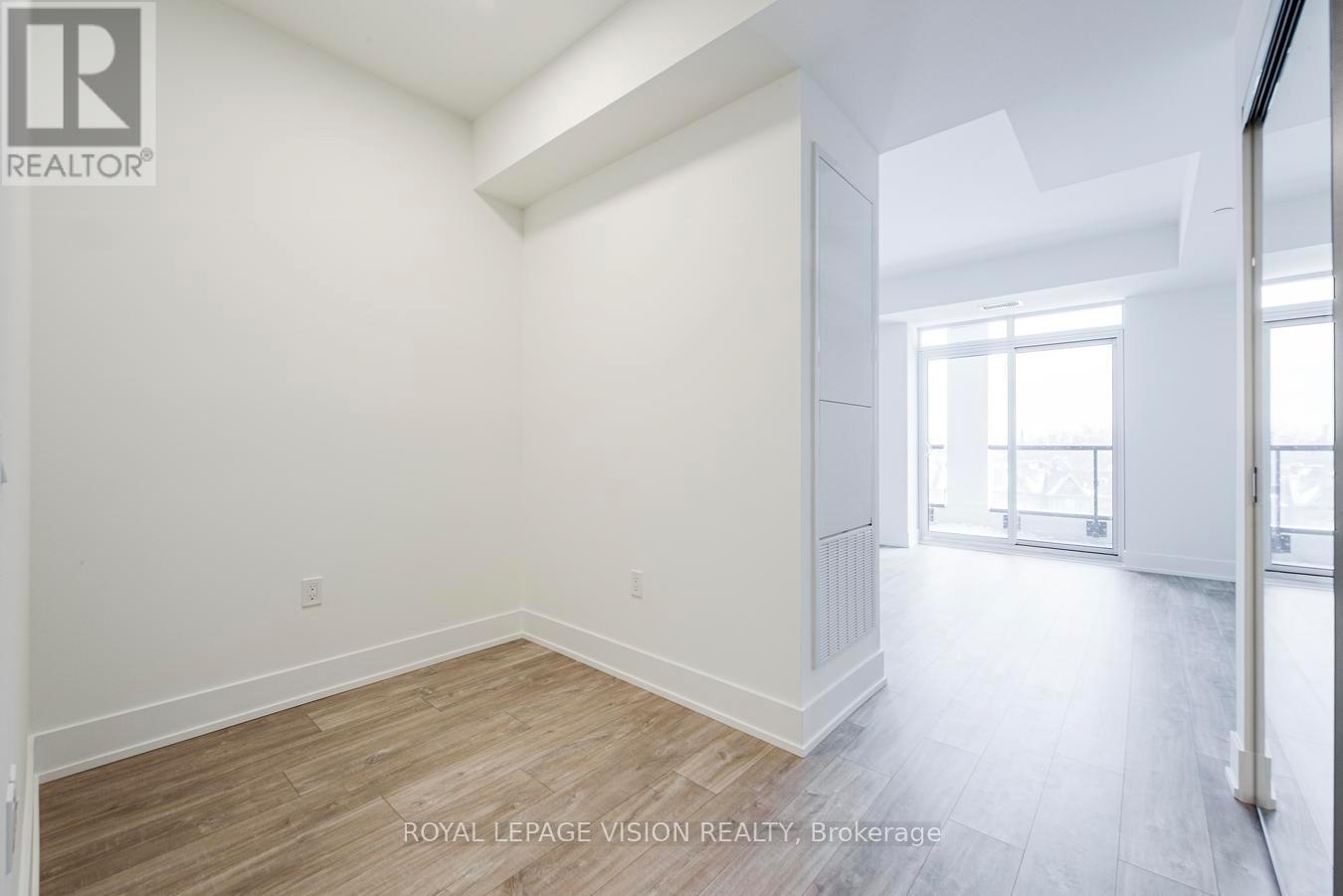 303 - 858 Dupont Street, Toronto, Ontario  M6G 0C1 - Photo 11 - W12778036