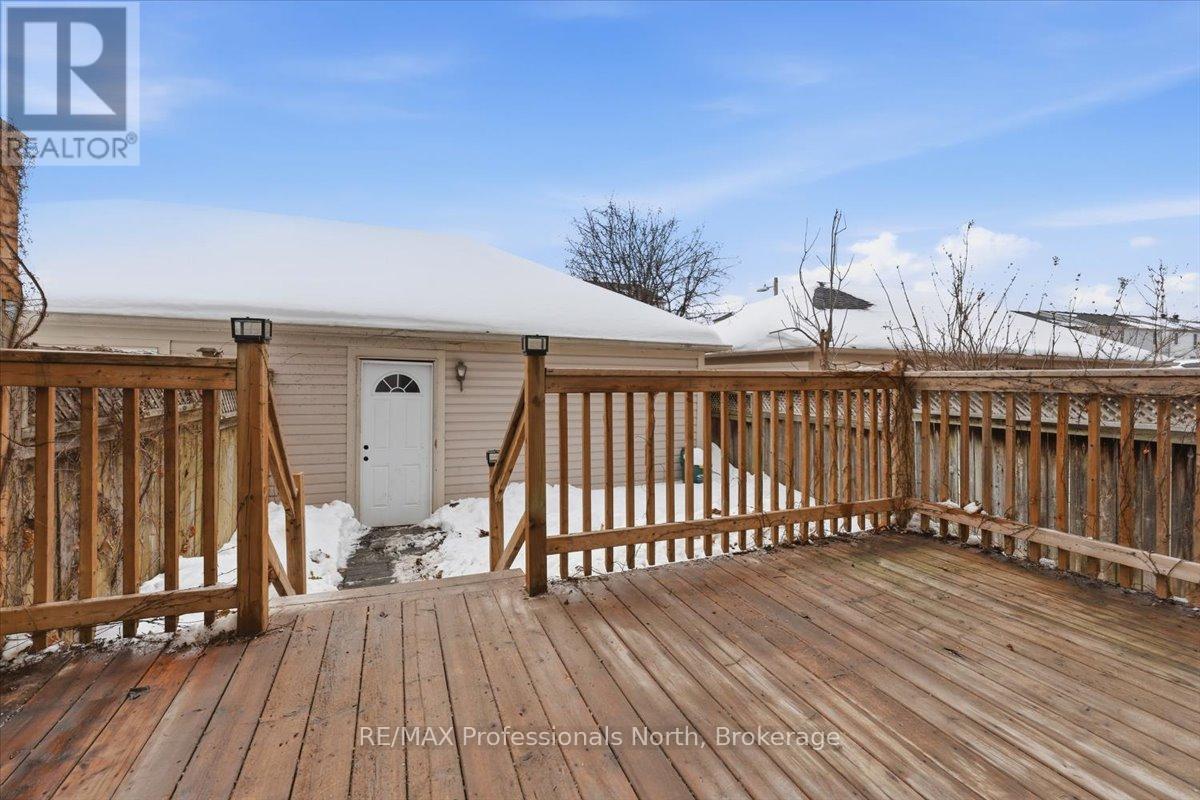 98 Roxton Road, Oakville (Ro River Oaks), Ontario  L6H 6V4 - Photo 24 - W12863092