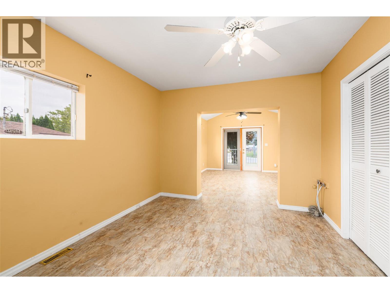 723 Murdoch Street, Creston, British Columbia  V0B 1G4 - Photo 13 - 10378554