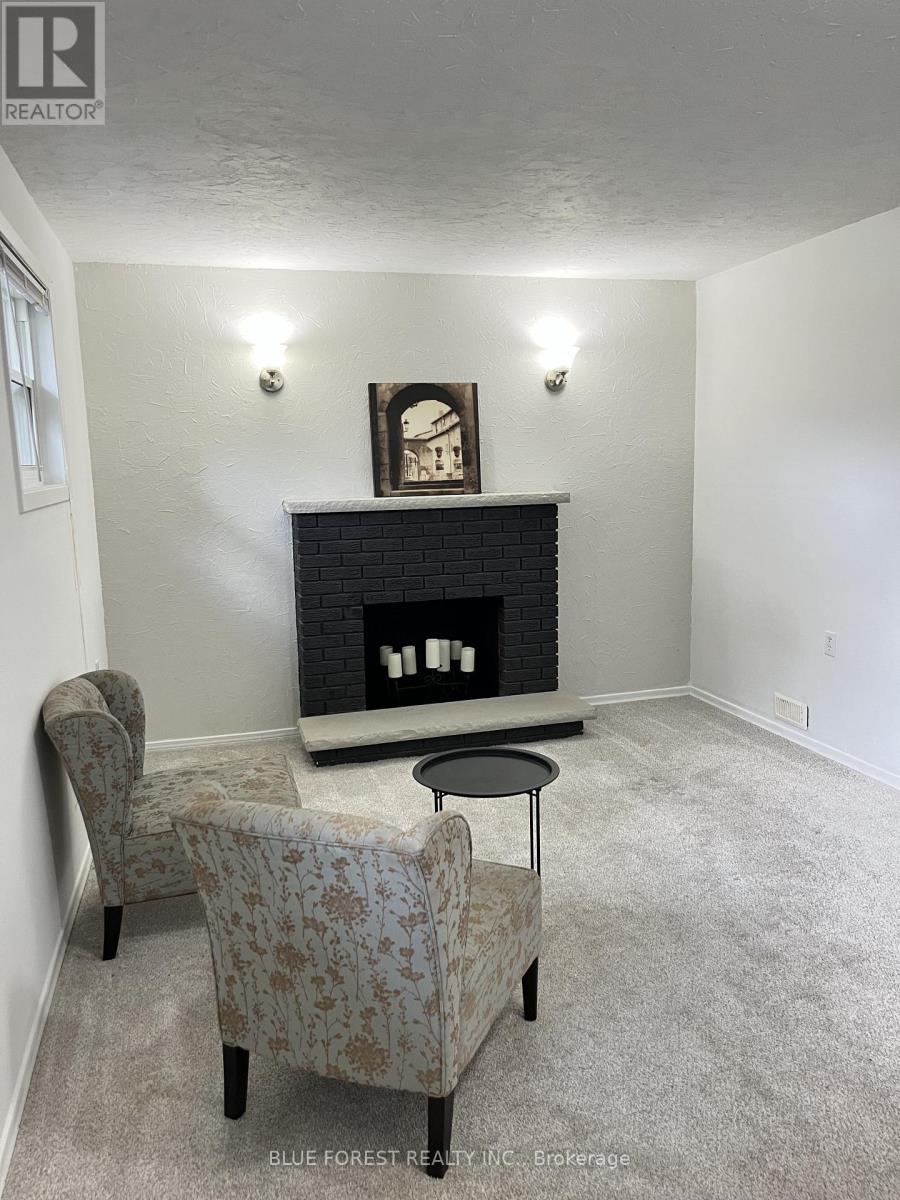 35 Rollscourt Gardens, London North, Ontario  N6G 1L9 - Photo 21 - X12863074