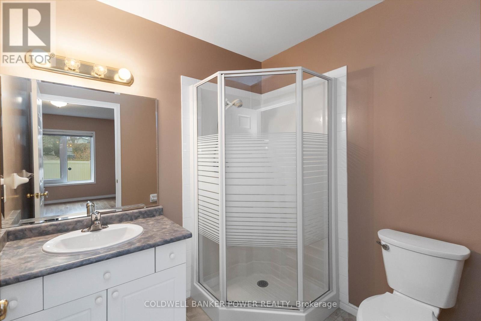 23 - 680 Commissioners Road W, London South, Ontario  N6K 4T8 - Photo 23 - X12863128