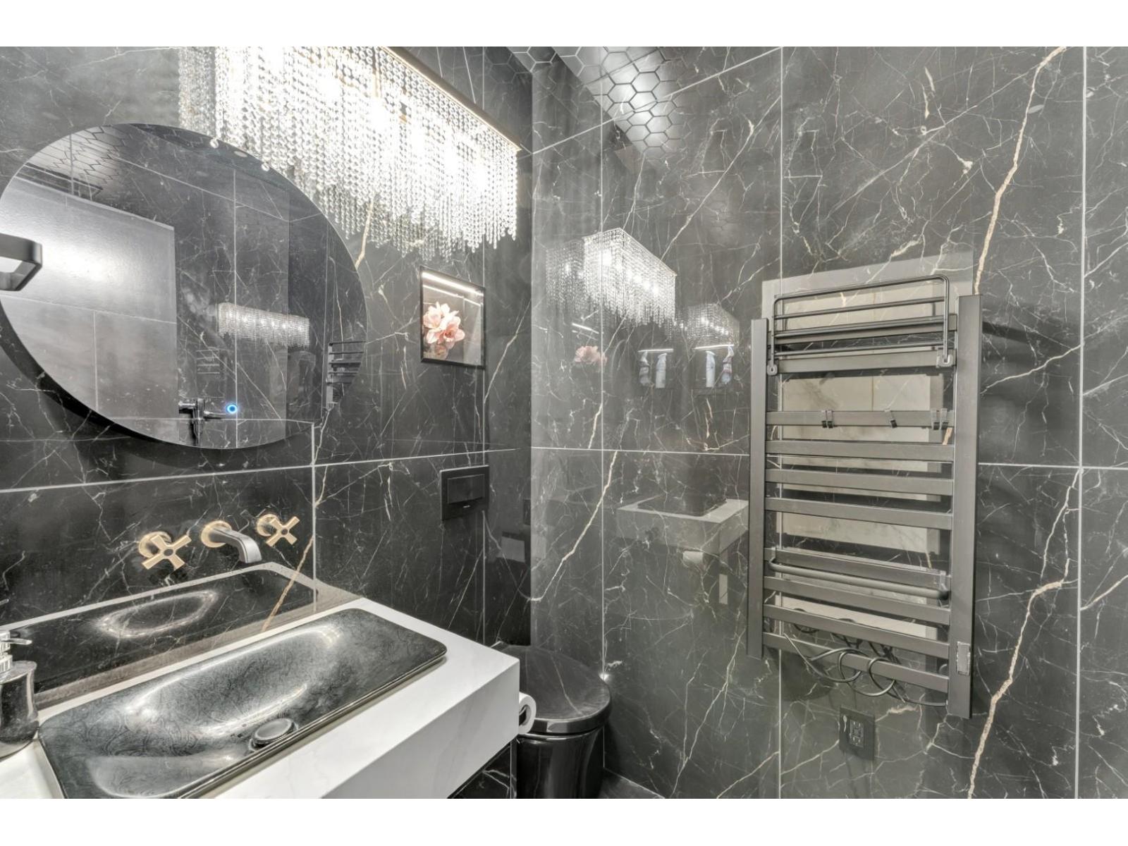 15460 Semiahmoo Avenue, White Rock, British Columbia  V4B 1T8 - Photo 10 - R3097614