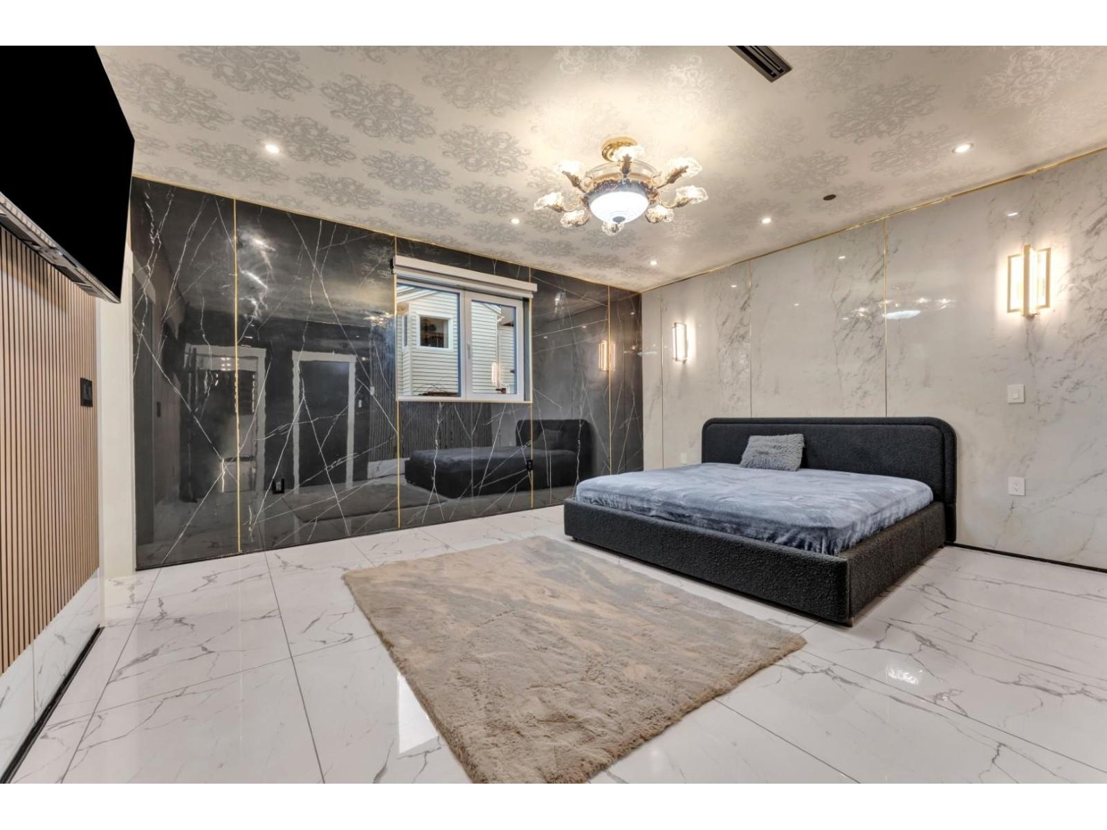 15460 Semiahmoo Avenue, White Rock, British Columbia  V4B 1T8 - Photo 11 - R3097614