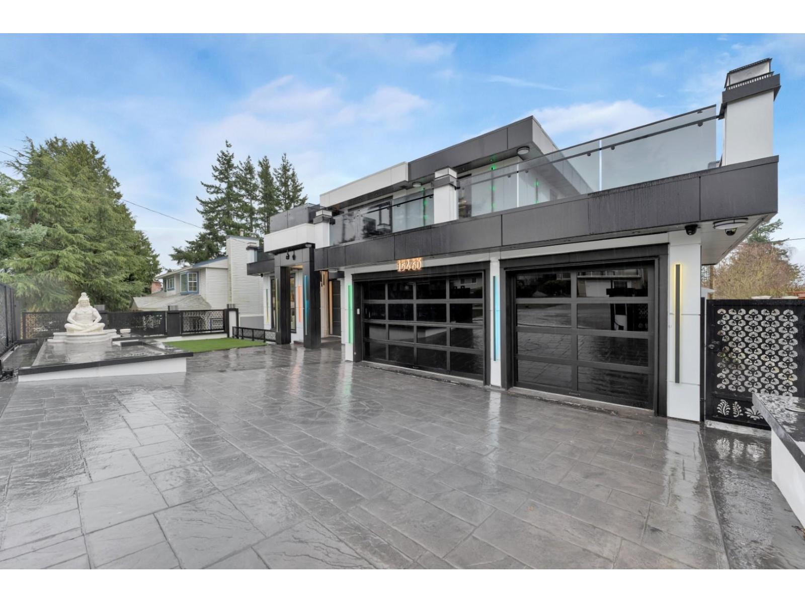 15460 Semiahmoo Avenue, White Rock, British Columbia  V4B 1T8 - Photo 2 - R3097614