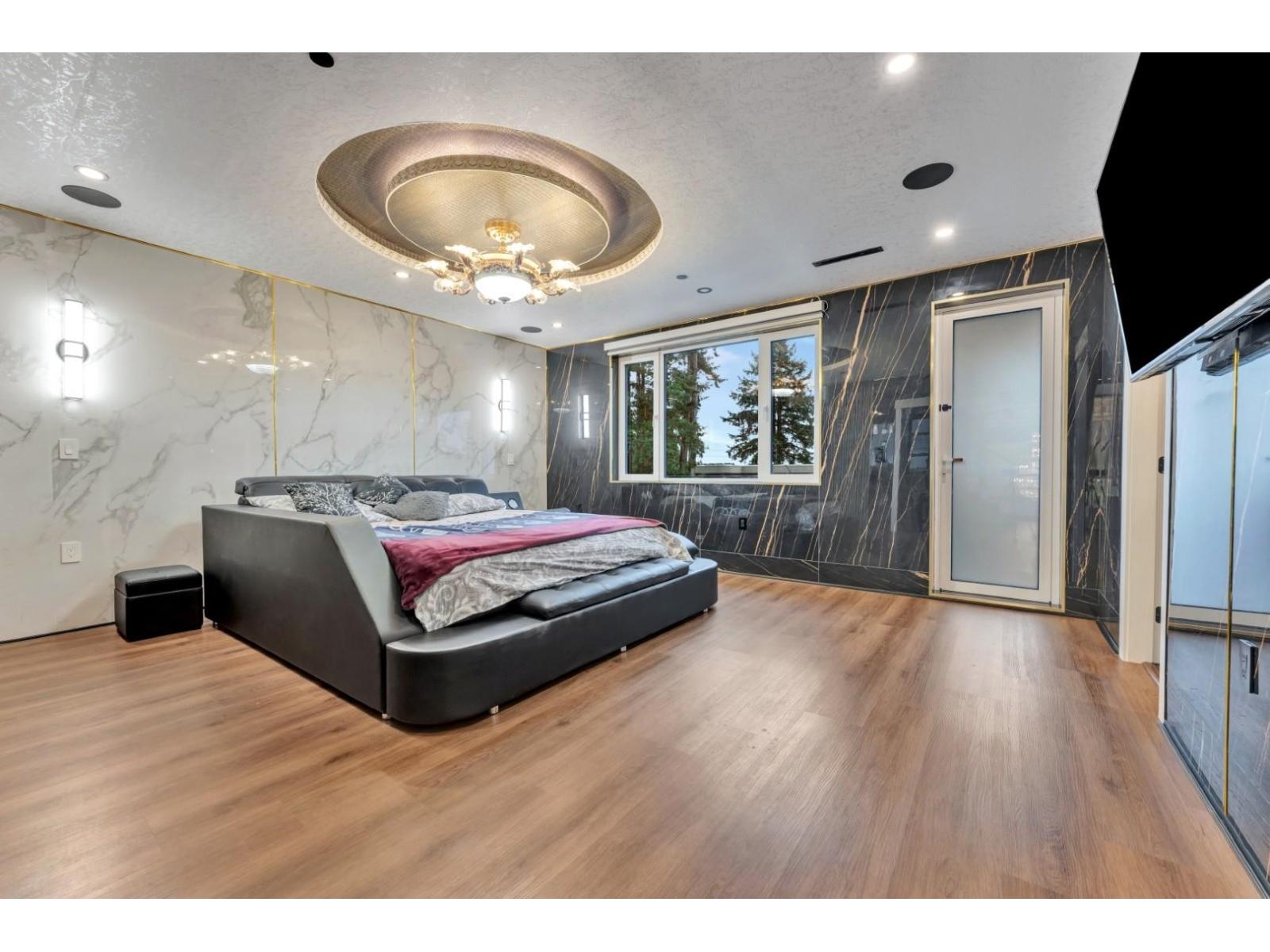 15460 Semiahmoo Avenue, White Rock, British Columbia  V4B 1T8 - Photo 29 - R3097614