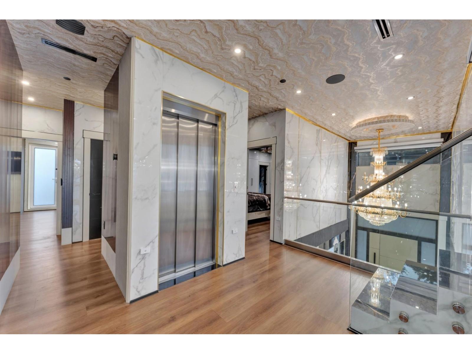 15460 Semiahmoo Avenue, White Rock, British Columbia  V4B 1T8 - Photo 32 - R3097614