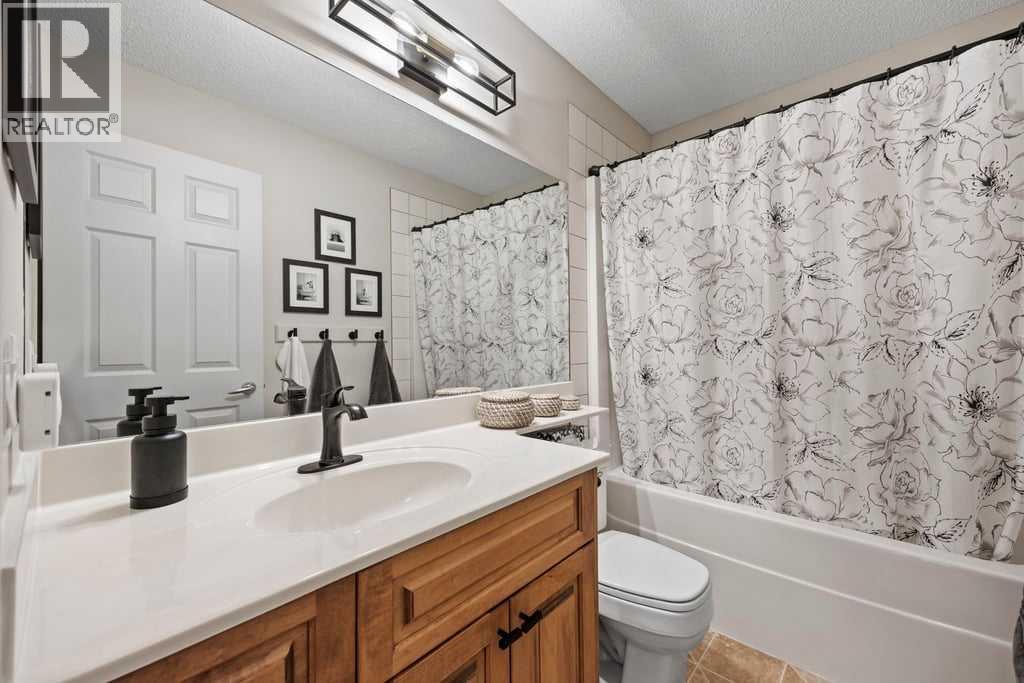 61 Thornfield Close Se, Airdrie, Alberta  T4A 2K7 - Photo 28 - A2290670