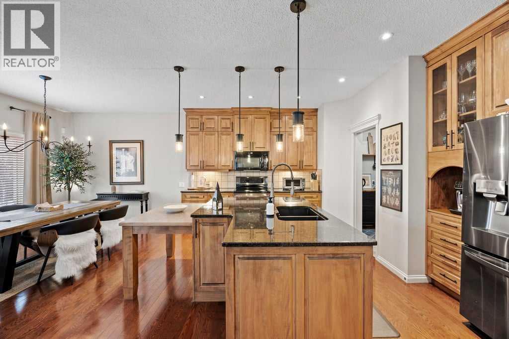 61 Thornfield Close Se, Airdrie, Alberta  T4A 2K7 - Photo 6 - A2290670