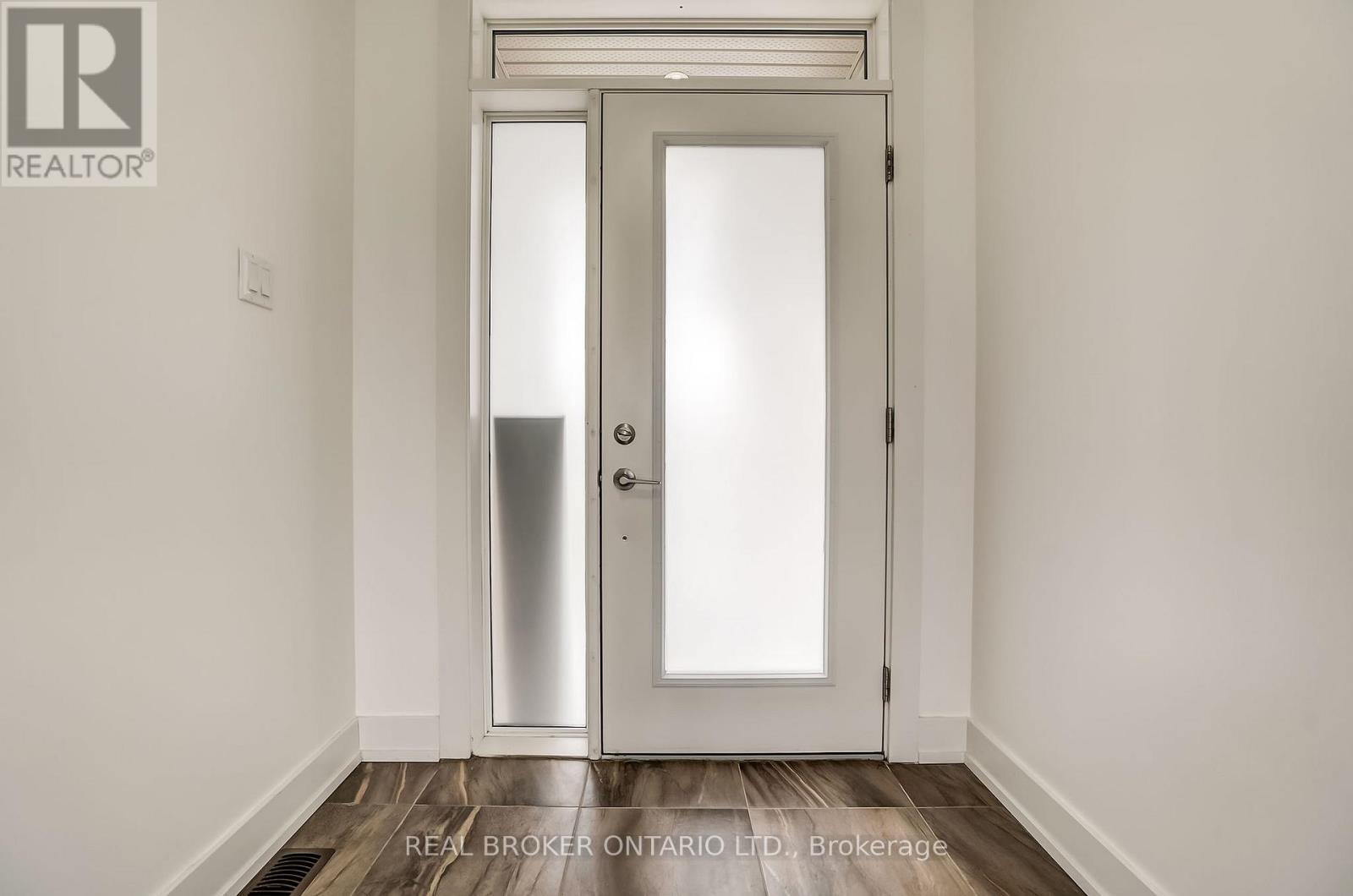 6237 Perth Street, Ottawa, Ontario  K0A 1Z0 - Photo 2 - X12863022