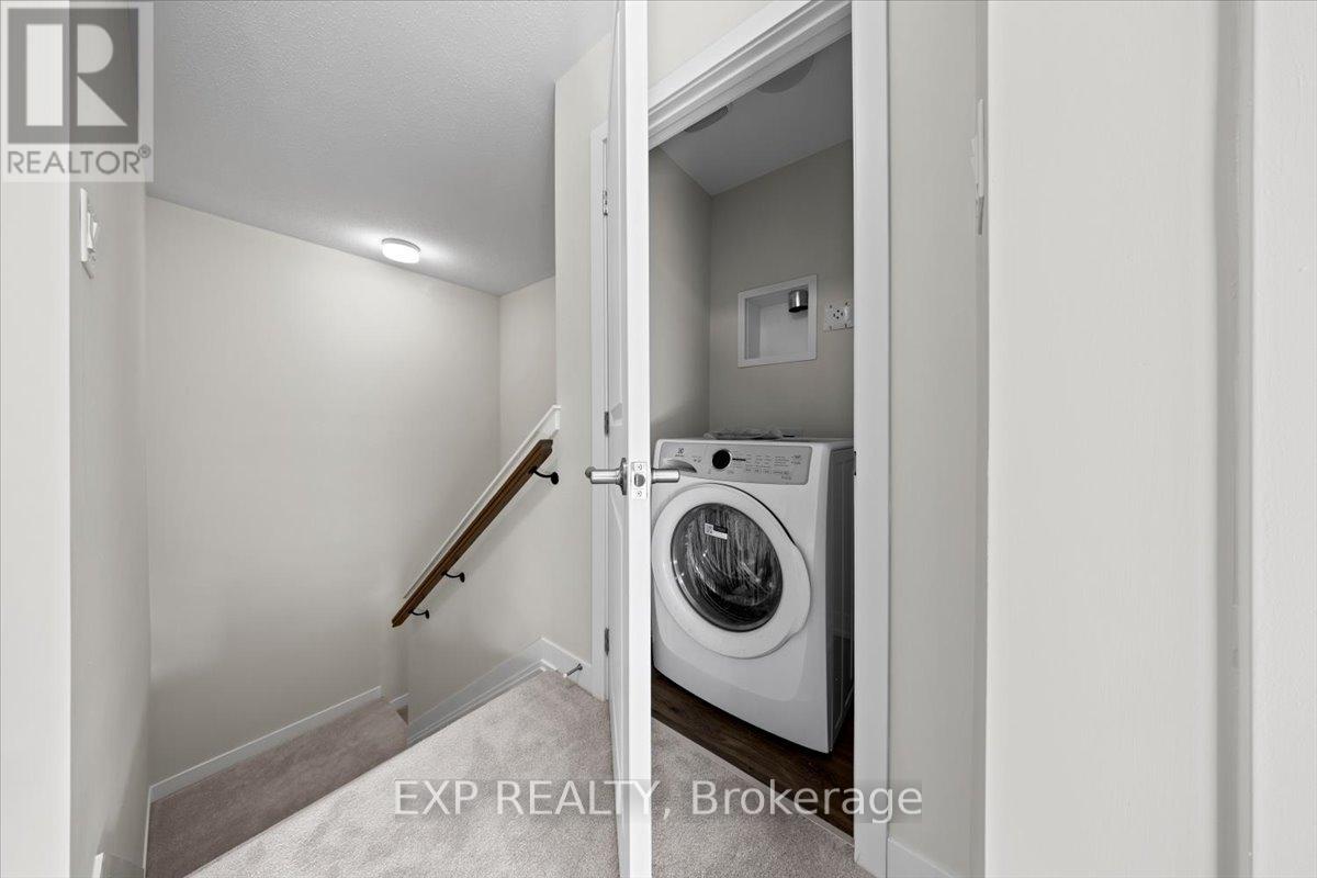 623 Bee Pollen Way, Ottawa, Ontario  K2W 0N9 - Photo 21 - X12863046