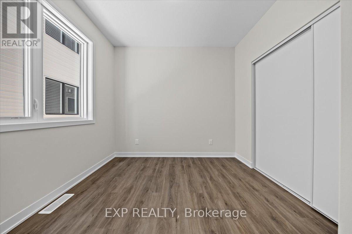 623 Bee Pollen Way, Ottawa, Ontario  K2W 0N9 - Photo 6 - X12863046
