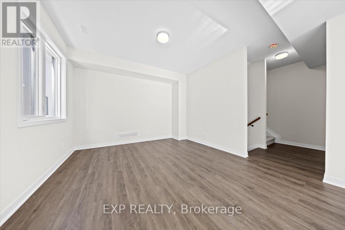 623 Bee Pollen Way, Ottawa, Ontario  K2W 0N9 - Photo 7 - X12863046