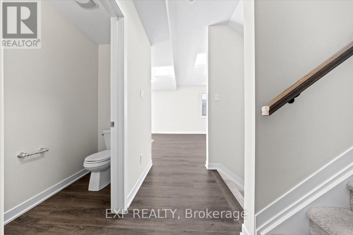 623 Bee Pollen Way, Ottawa, Ontario  K2W 0N9 - Photo 9 - X12863046