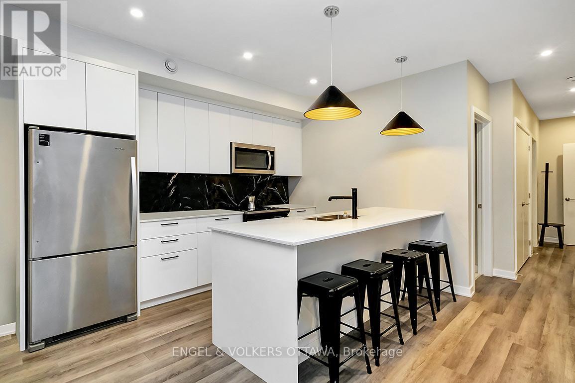 4 - 350 Winona Avenue, Ottawa, Ontario  K1Z 5H4 - Photo 6 - X12863084