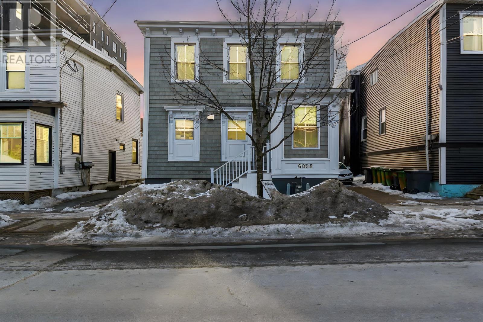 6028/6030 Cunard Street, Halifax, Nova Scotia  B3K 1E5 - Photo 2 - 202604062