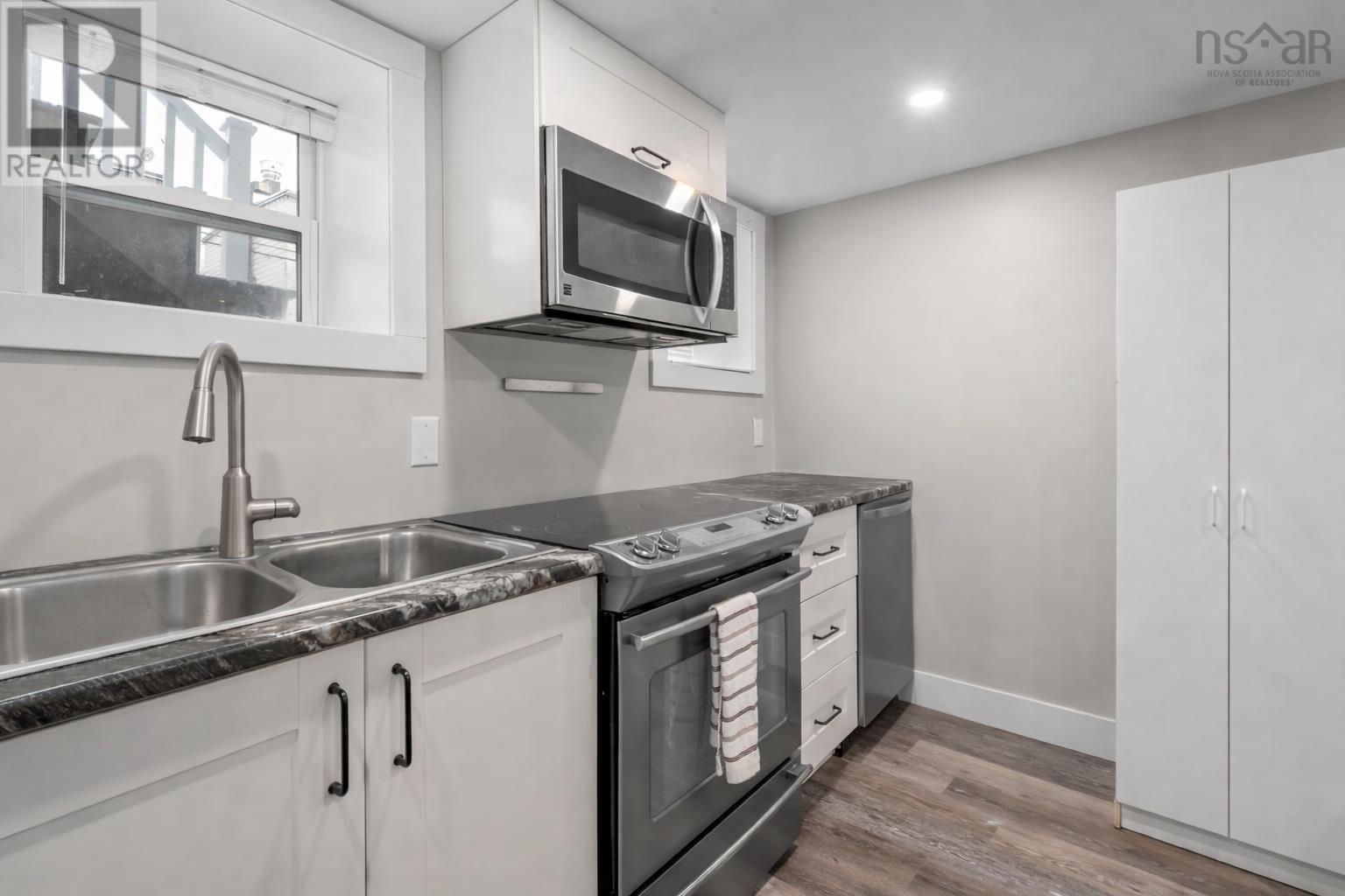 6028/6030 Cunard Street, Halifax, Nova Scotia  B3K 1E5 - Photo 27 - 202604062