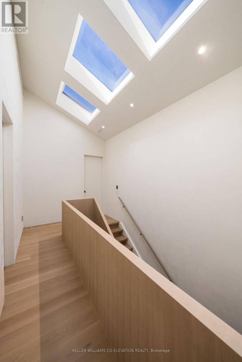 722 Lansdowne Avenue, Toronto, Ontario  M6H 3Y8 - Photo 15 - W12670794