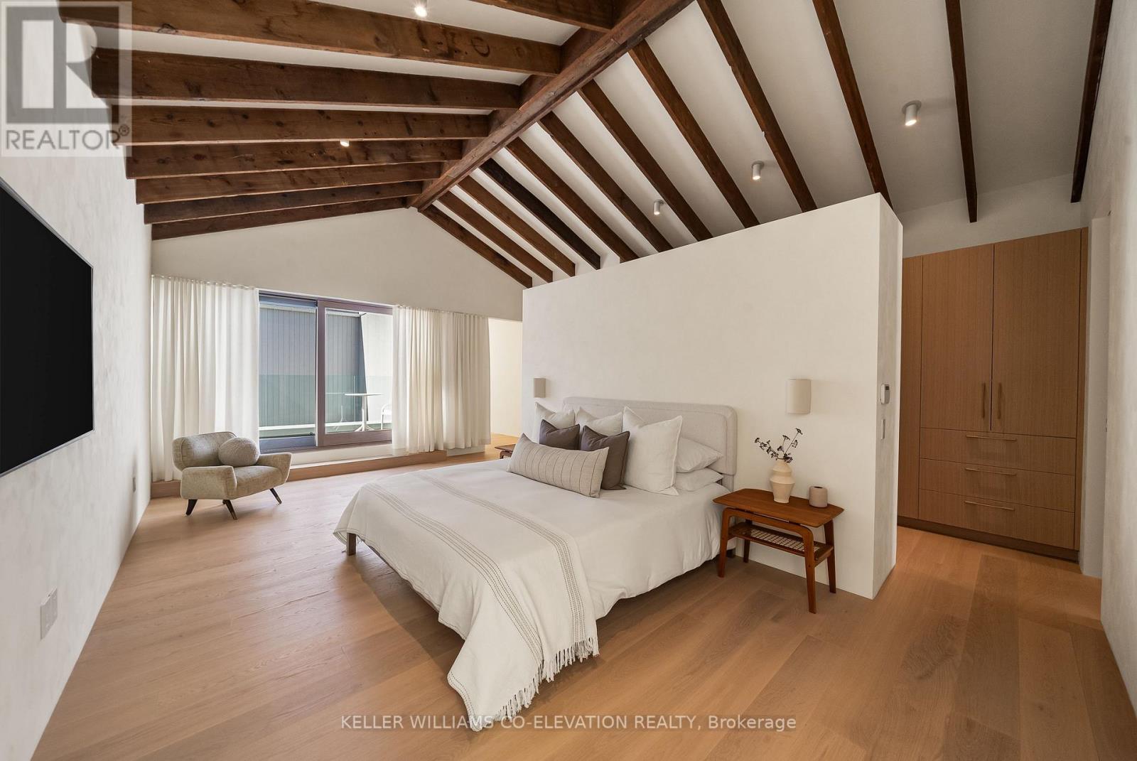 722 Lansdowne Avenue, Toronto, Ontario  M6H 3Y8 - Photo 32 - W12670794