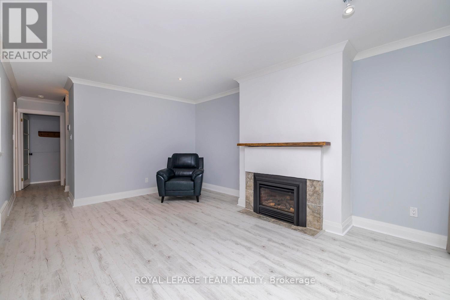 54 - 121 Buell Street, Ottawa, Ontario  K1Z 7E7 - Photo 12 - X12862368