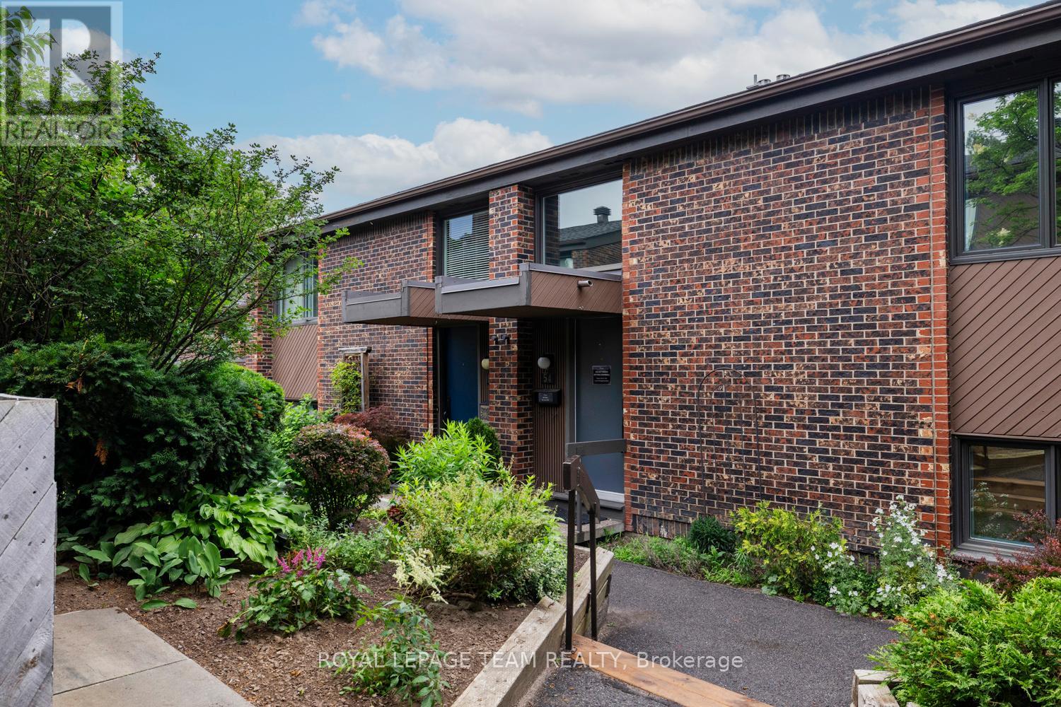 54 - 121 Buell Street, Ottawa, Ontario  K1Z 7E7 - Photo 1 - X12862368