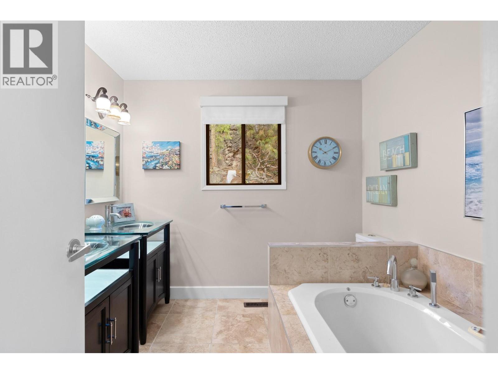 2740 Lakeridge Road, West Kelowna, British Columbia  V1Z 1Y2 - Photo 30 - 10377886