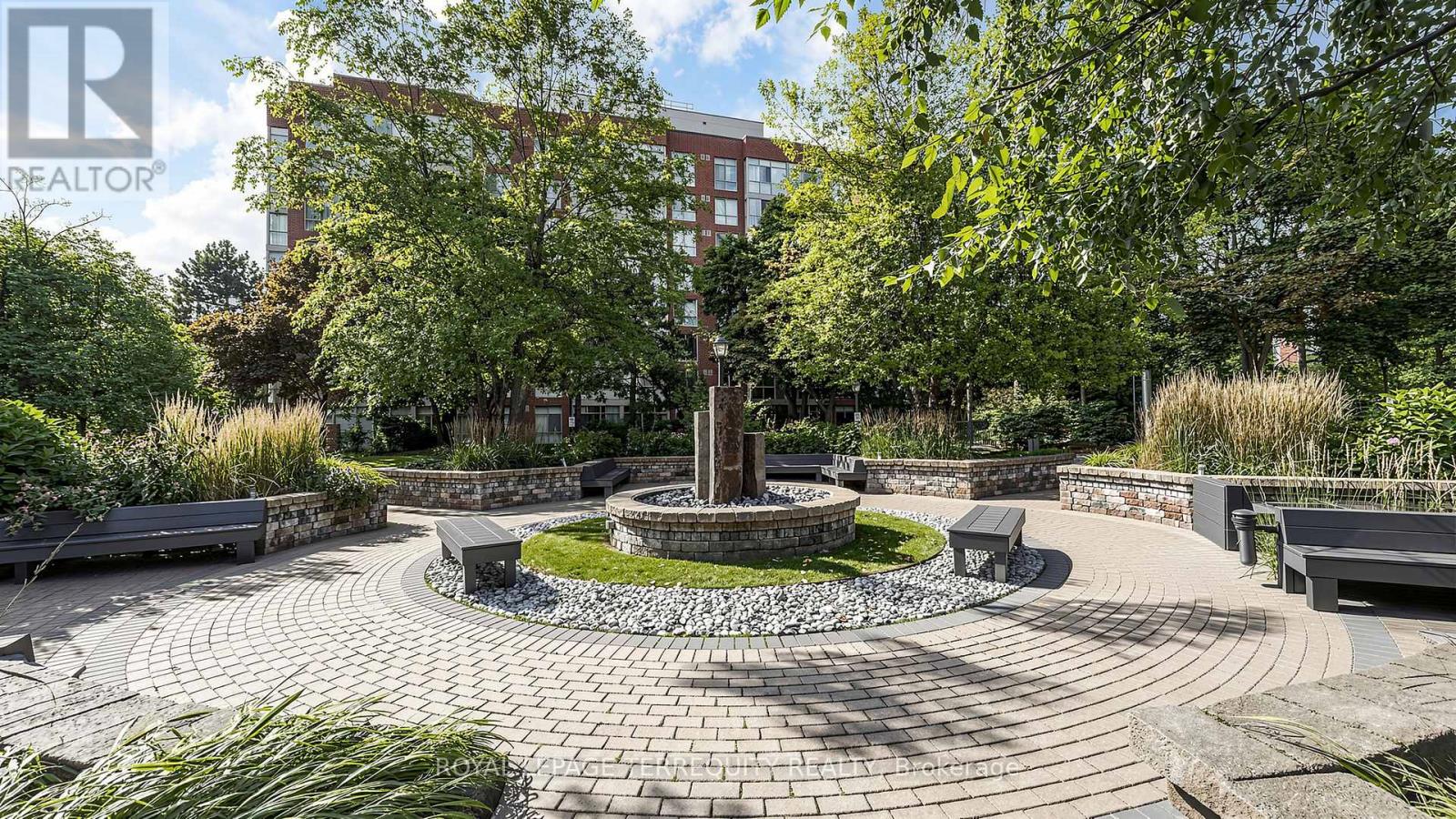 833 - 22 Southport Street, Toronto, Ontario  M6S 4Y9 - Photo 36 - W12862636